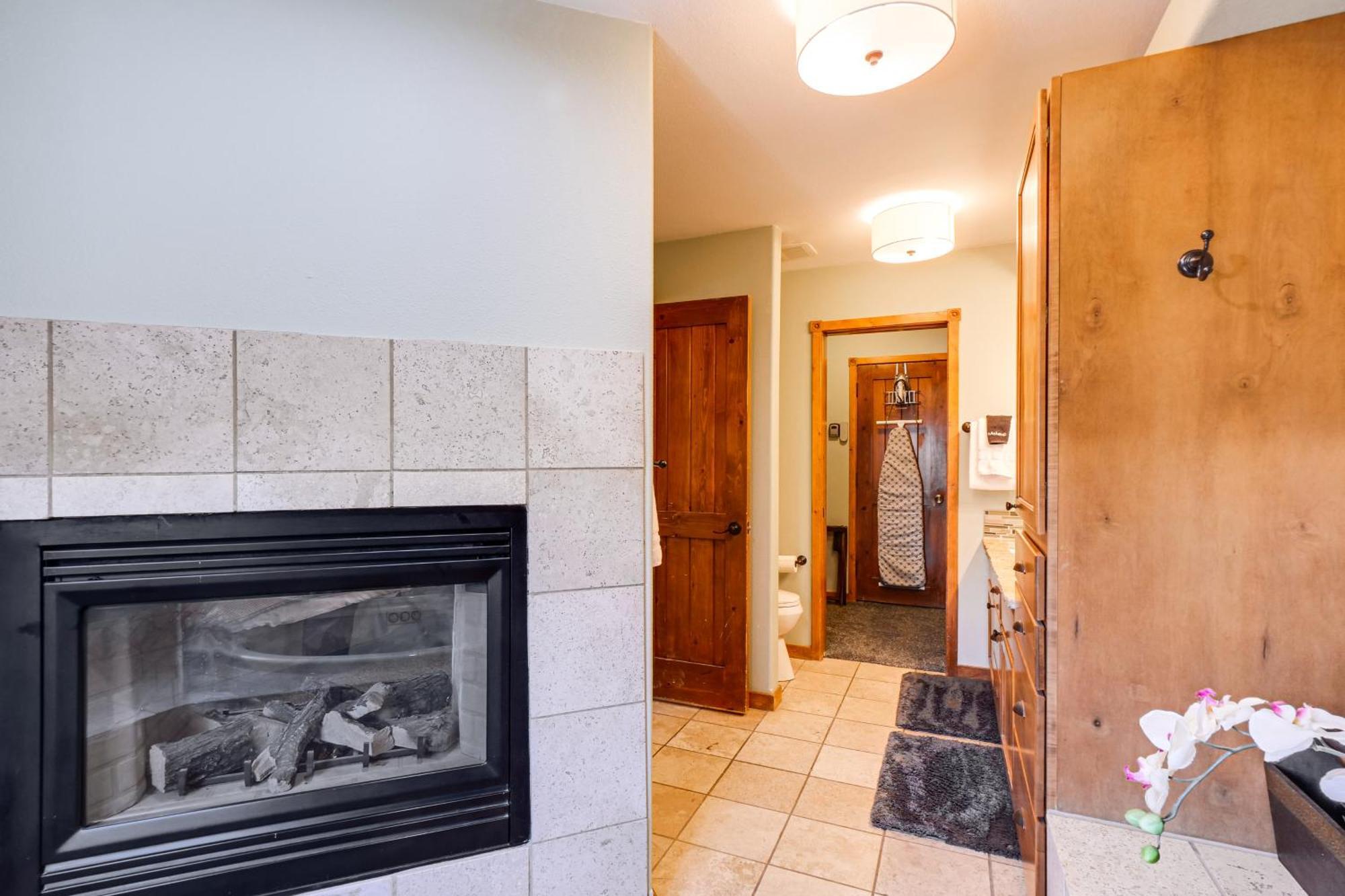 Breck Condo With Pool And Hot Tub Access Walk To Lift Breckenridge Exteriör bild