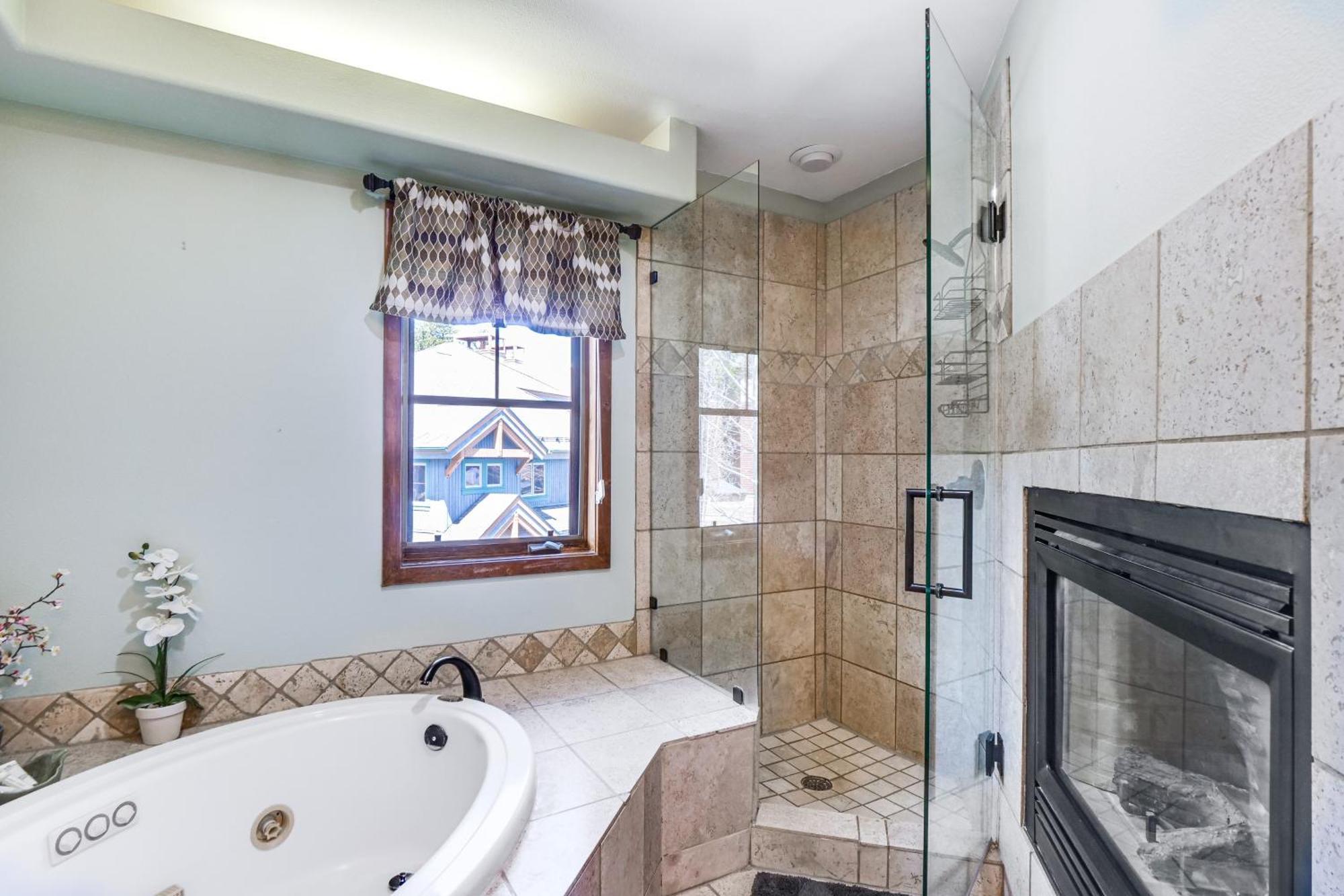 Breck Condo With Pool And Hot Tub Access Walk To Lift Breckenridge Exteriör bild