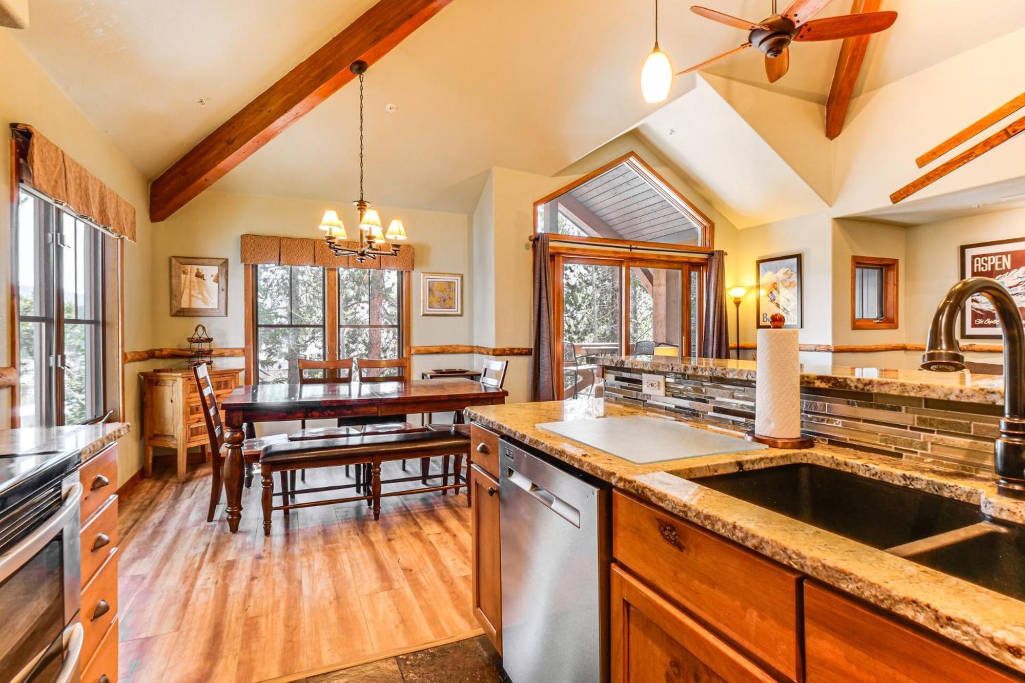 Breck Condo With Pool And Hot Tub Access Walk To Lift Breckenridge Exteriör bild